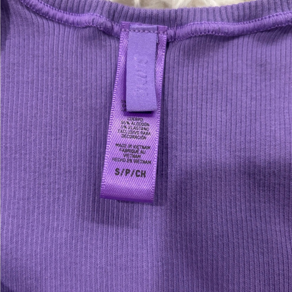 SKIMS Ribbed Purple Tank Top - Picture 3 of 3